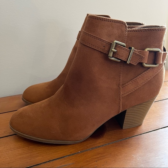 Express Faux Suede Ankle Boot Size 10 - Picture 7 of 11